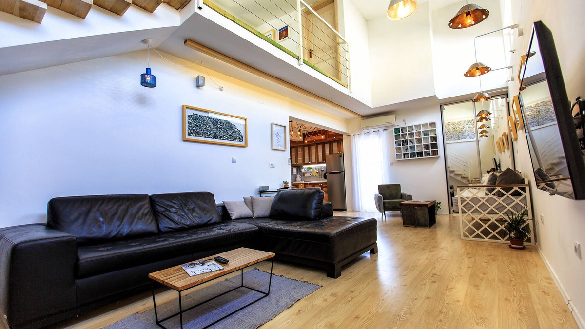 Bar Apartment | Two-level Penthouse apartment with indoor pool and panoramic terrace