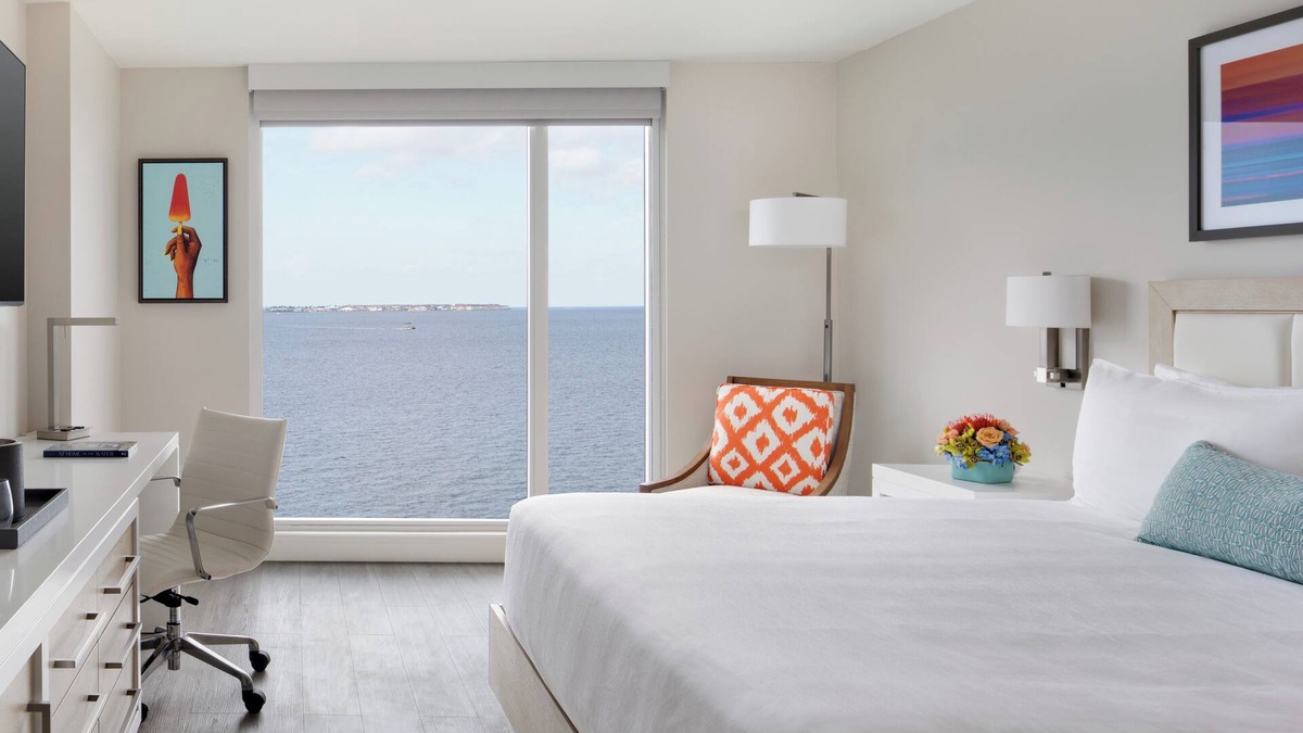 Charlotte Harbor Hotel | Two Luxe Harbor View King Studio – Steps to Waterfront Parks & Local Eats