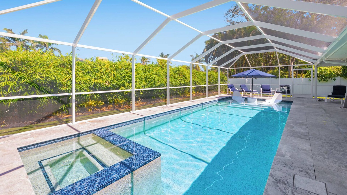 Willoughby Acres House | Two Master Suites, Fully Stocked Home w/Heated Pool & Spa Close to Everything