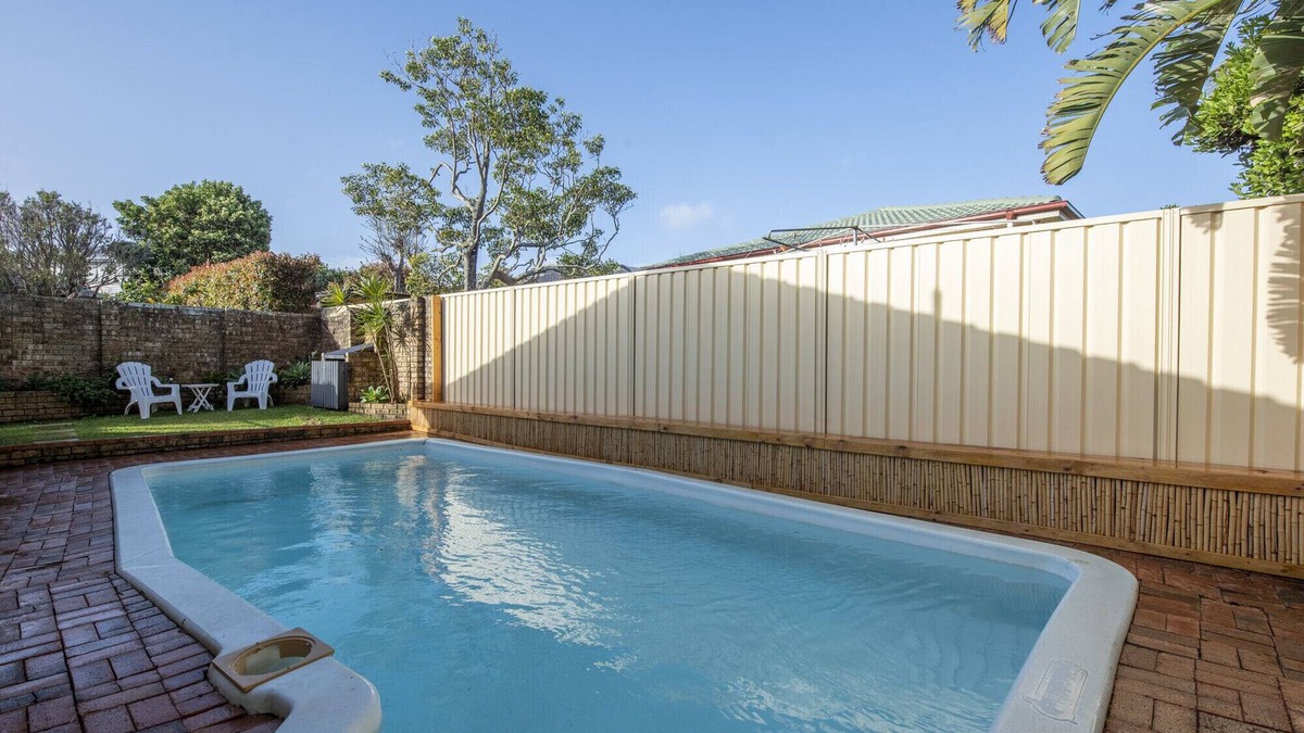 Kiama Downs House | Two minute walk to Jones Beach and 10 minute stroll to Minnamurra River