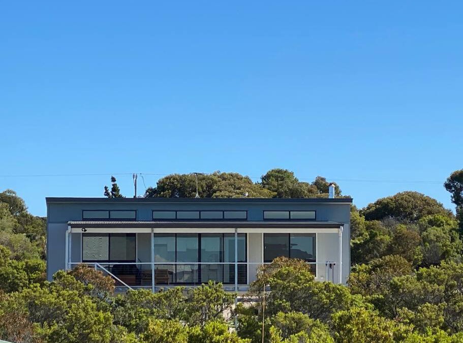 Island Beach House | TWO PELICANS Island Beach