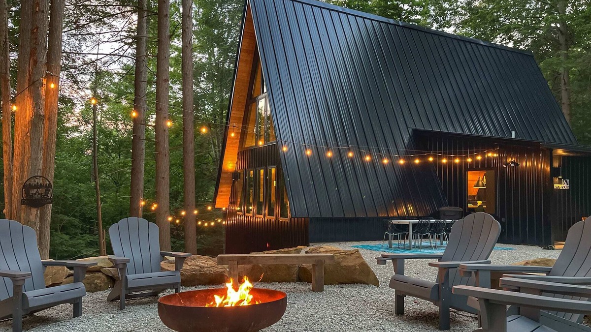 Rogers Cabin | Two Pines Hollow | Private | Waterfall | Hot Tub