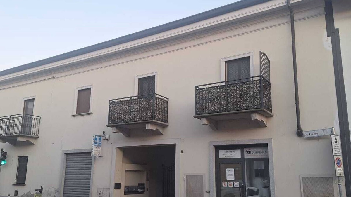 Gambolo Apartment | Two-room apartment in Gambolò, very central