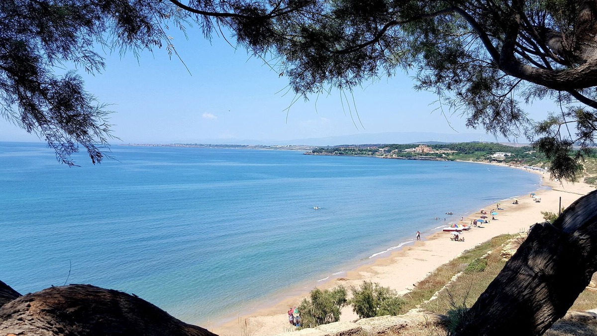 Isola di Capo Rizzuto House | Two-room apartment in Residence Il Faro, on the sea, Capo Rizzuto,