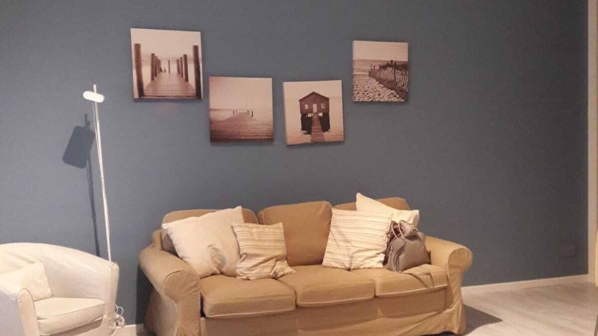 Milano Due Apartment | Two-room apartment near HSR