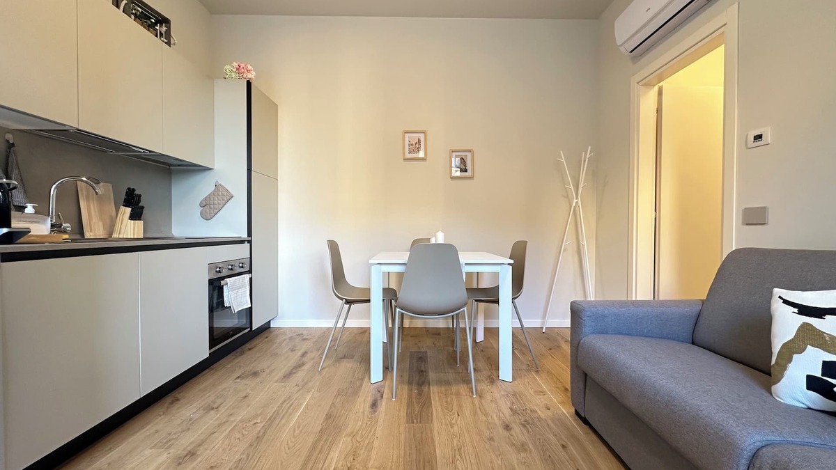 Cremona Apartment | Two-room apartment Savoy Free parking