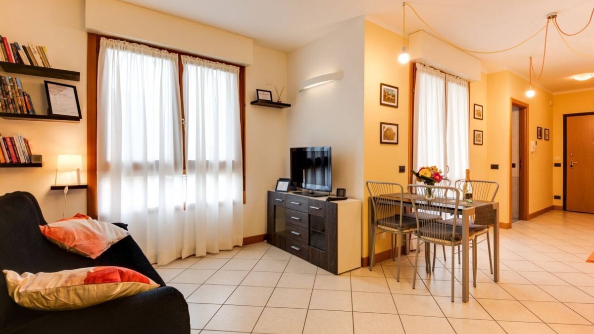 Forli Apartment | Two-room apartment with garage and lift between the station and the center