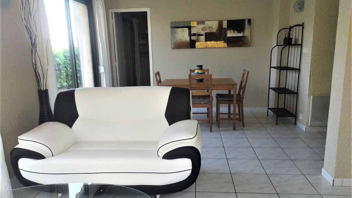 Bendejun Apartment | Two rooms in villa with swimming pool and large terrace 18 kms from NICE