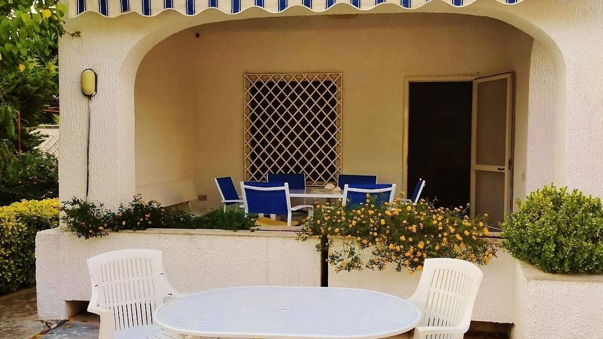 San Pietro Vernotico House | Two steps from the sea