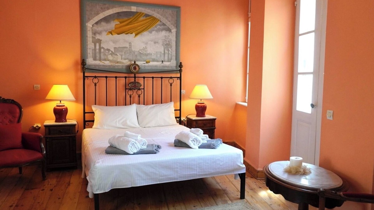 Ermoupoli House | Two-story mansion in the historical center Ermoupolis. Close to