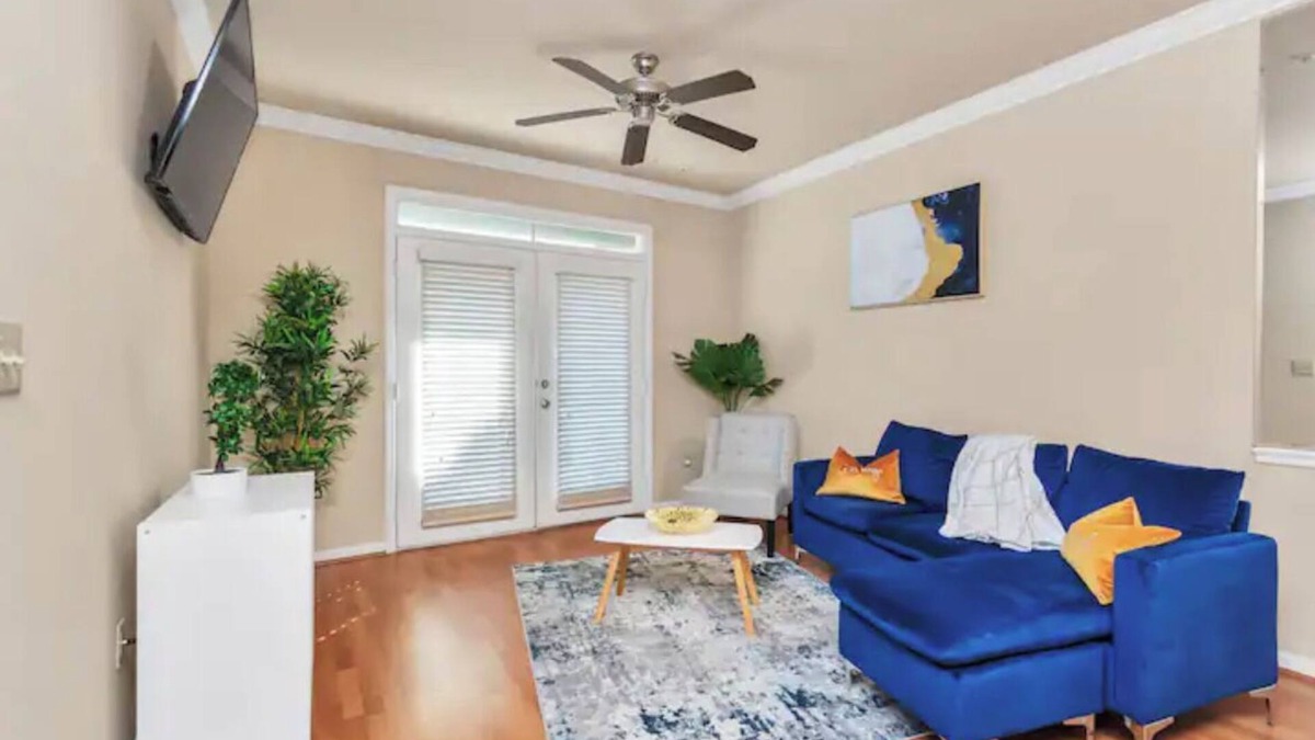 Texas Medical Center Condo | TX Med Center Condo: Ideal for Travel Nurses & Haven for MD Anderson patients