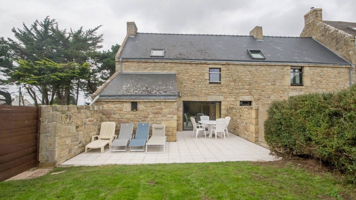 Belz House | Ty Alphonsine - Belz