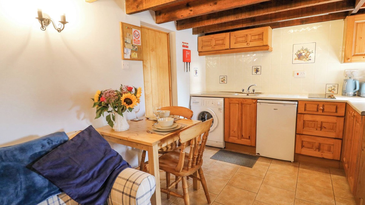 Llandysul Cottage | Ty Bach Twt