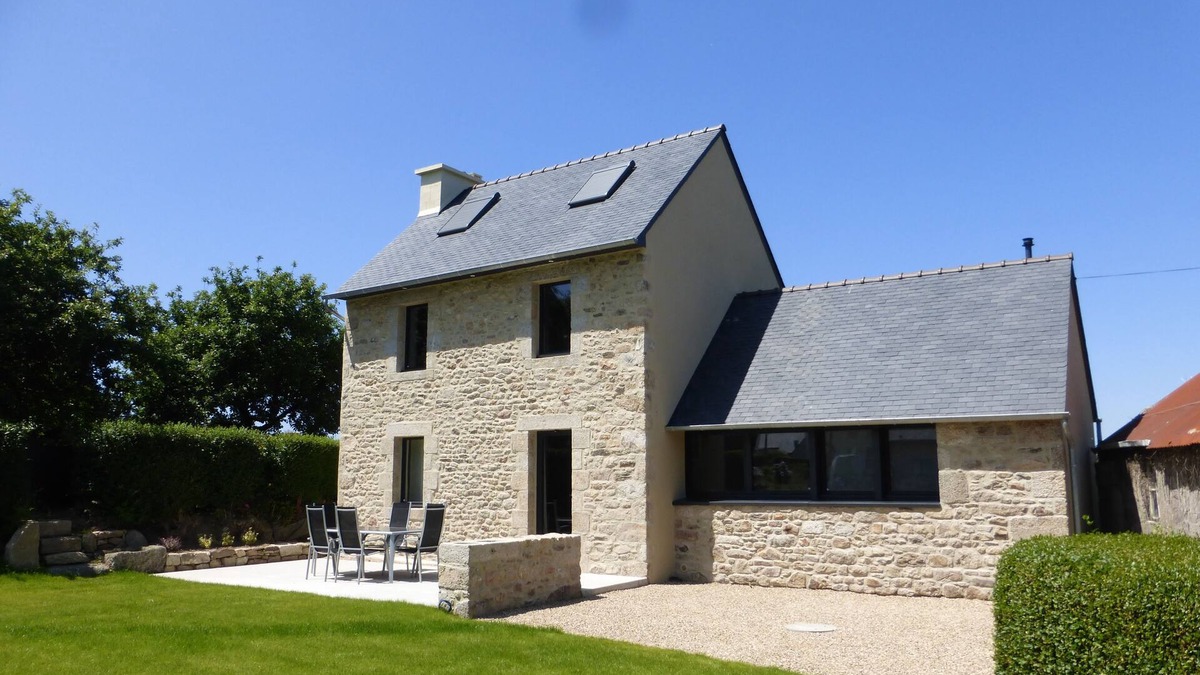 Plouneventer House | Ty Bihan Zoy Independent House