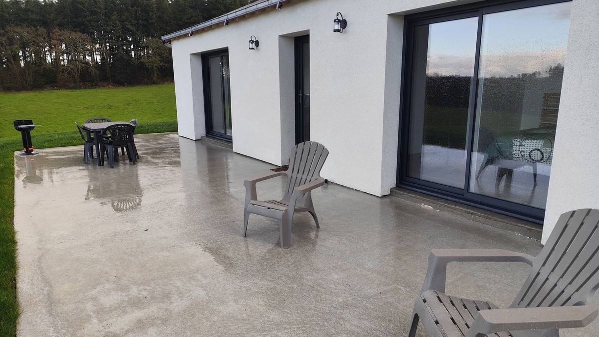 Inguiniel Apartment | Ty bugale in the heart of nature, 30 minutes from Lorient and its coast, ideal for recharging your batteries.