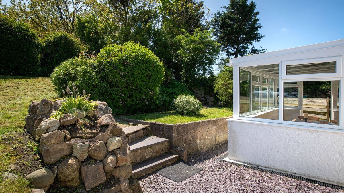 Malltraeth House | Ty Capel Bach - Traditional Cottage