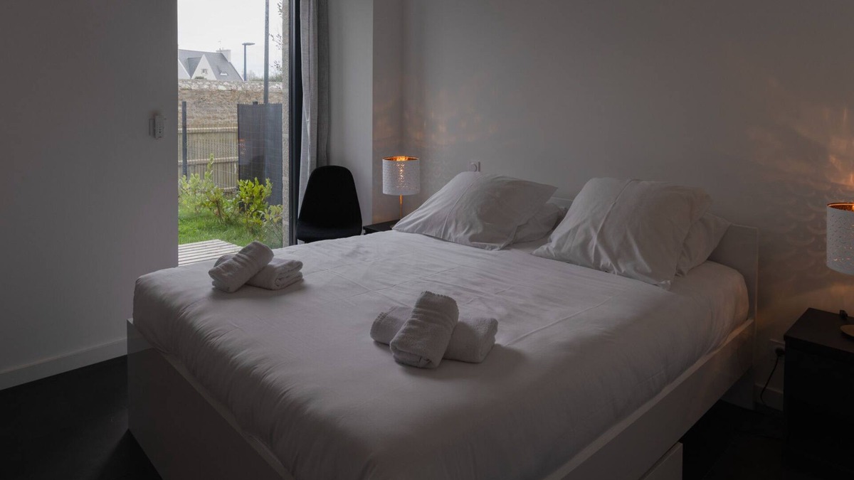 Porspoder Apartment | TY FOUR - Lovely luxury T2 flat with sea view