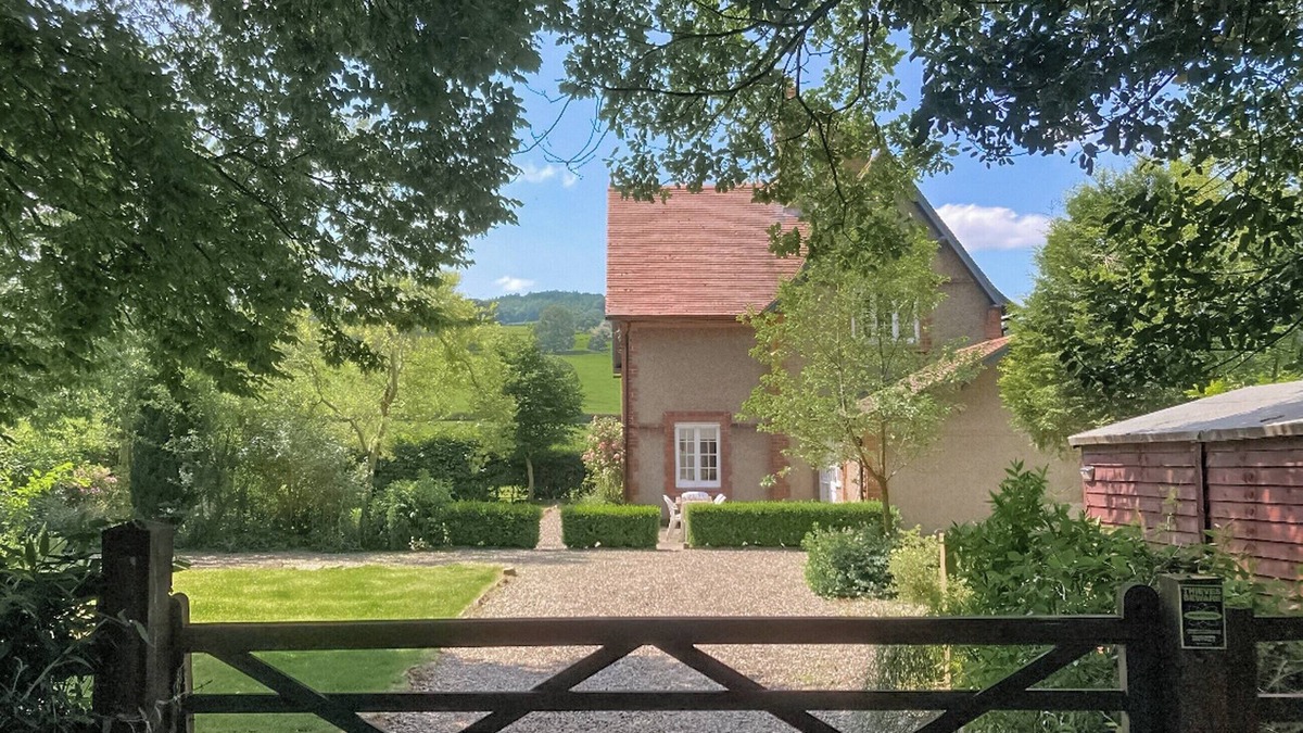 Nannerch Cottage | Tyn Y Coed is the perfect countryside getaway for the whole family.