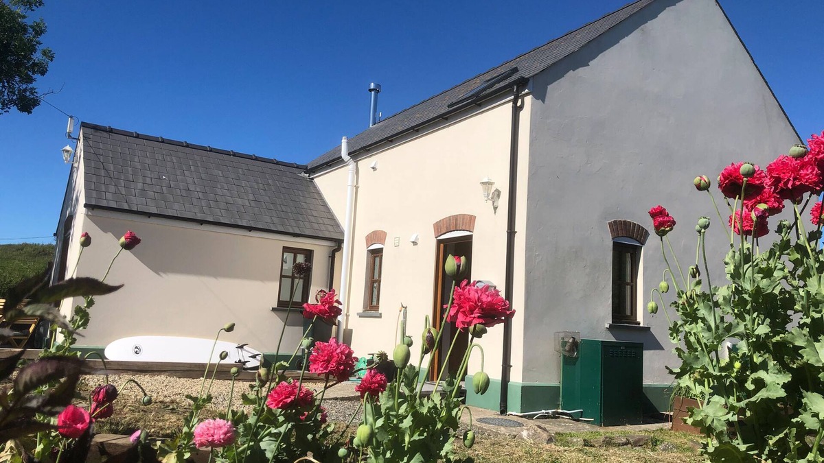 Penycwm Cottage | TY RHOSYN, pet friendly, with open fire in Solva
