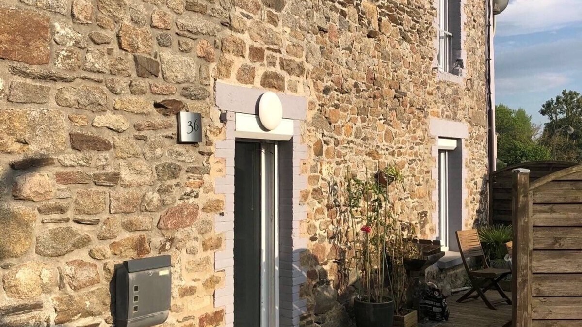 Mont-Dol House | Ty Viviana - Charming 19th century home nearby St-Malo, Cancale & Mont St-Michel