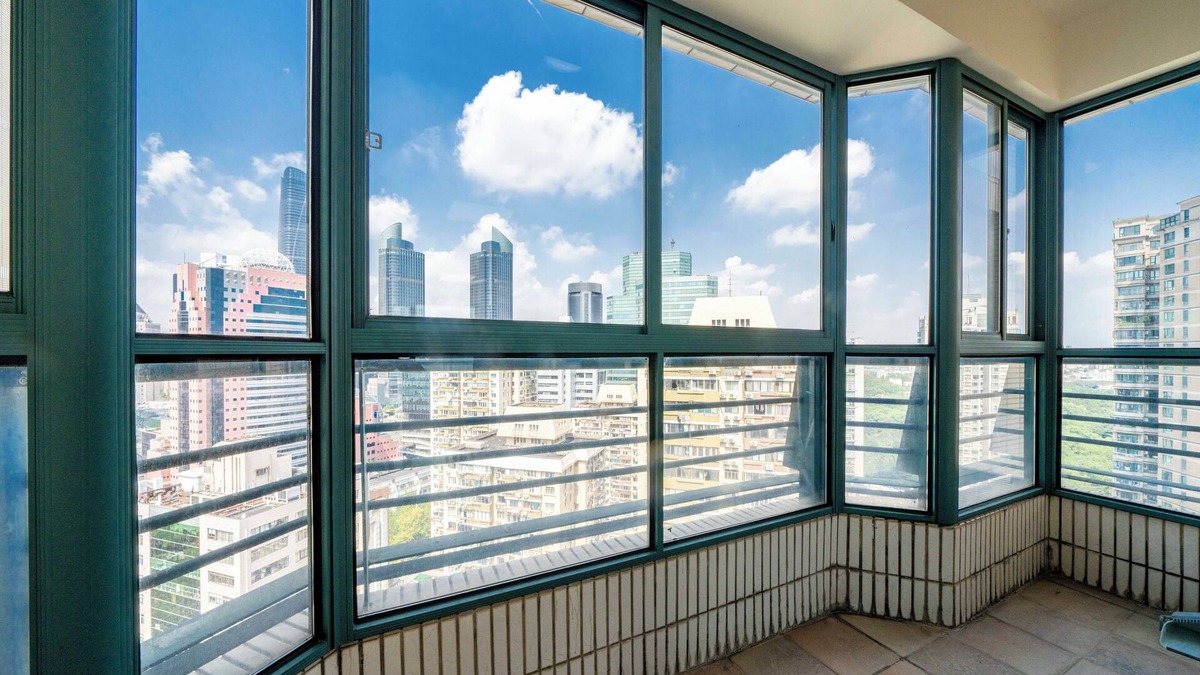 Xujiahui Bed & Breakfast | Tyms Spacious 4BR 2BA Apt Xujiahui