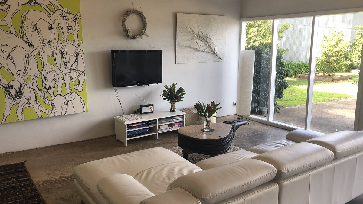 Kuitpo House | Tynan Farm Accommodation