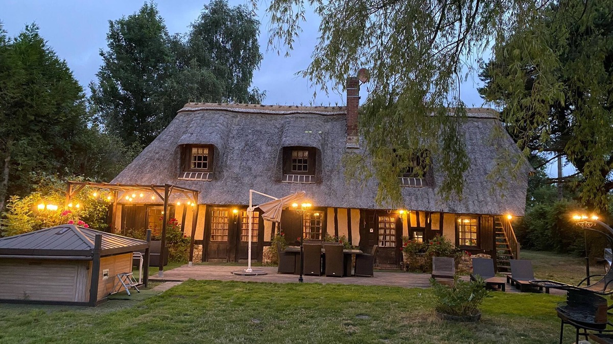 Saint-Philbert-sur-Risle House | Typical cottage weekend/week/15 days for your holidays in Normandy