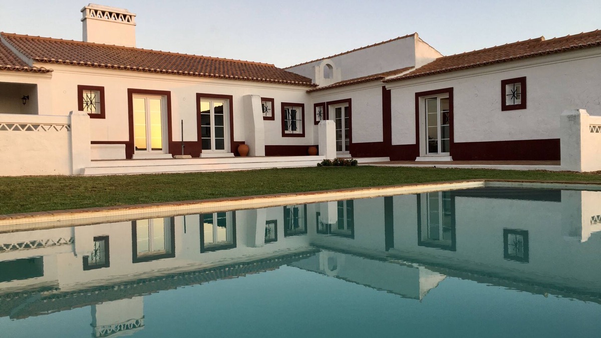 Sines Villa | Typical Alentejo house with swimming pool (Costa Alentejana, 15 minutes from Porto Covo)