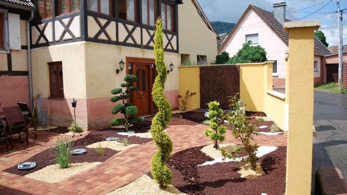 Wintzenheim House | Typical Alsatian house in the heart of the vineyards and at the foot of the mountains