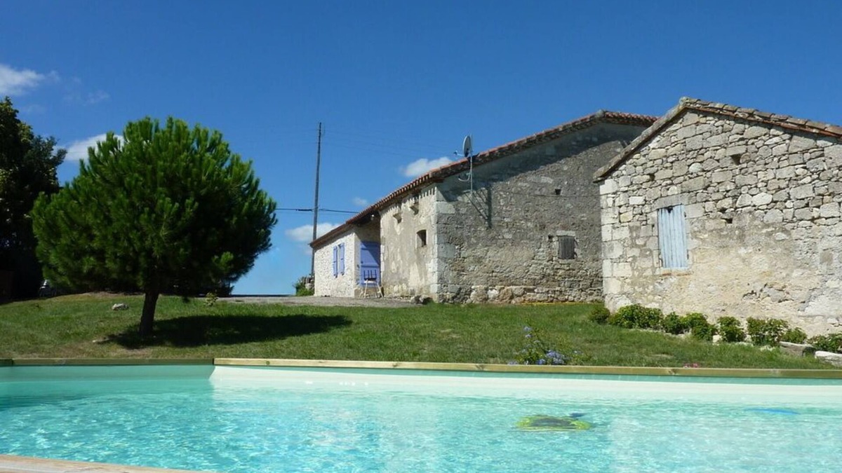 Perville Cottage | Typical bas quercy fermette