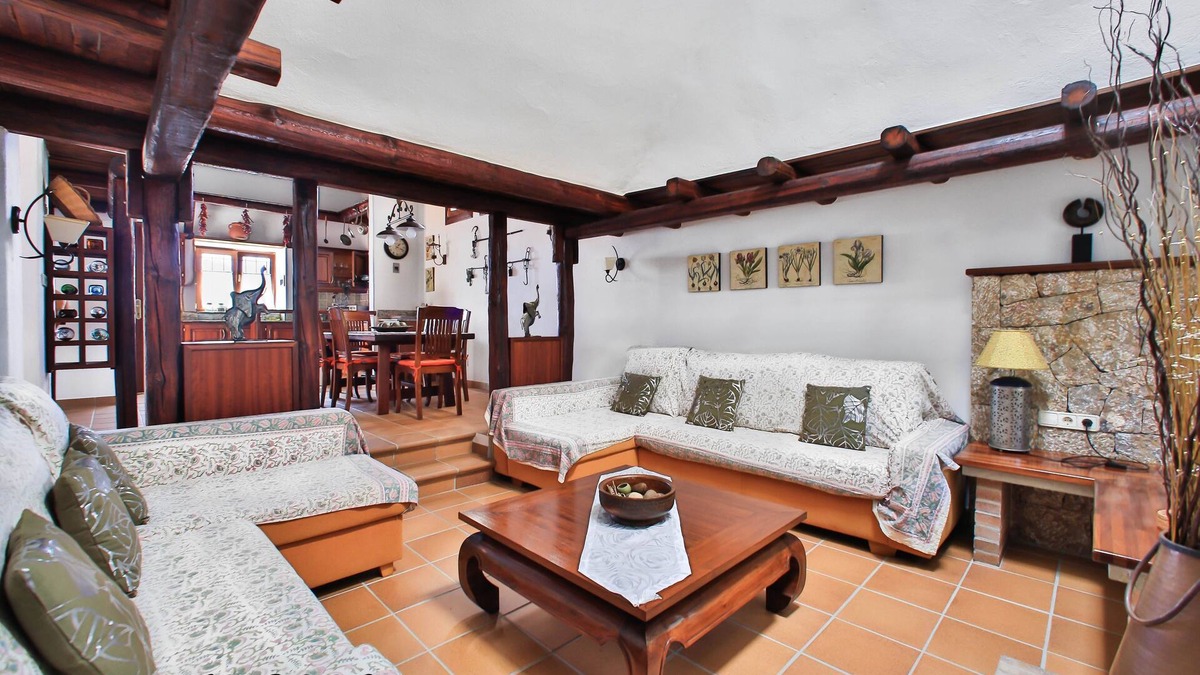 Sant Josep de sa Talaia Cottage | Typical Ibizan house of new construction with pool in a very quiet area
