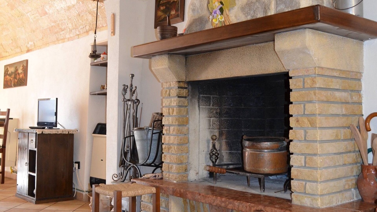 Villalago House | Typical Italian country house
