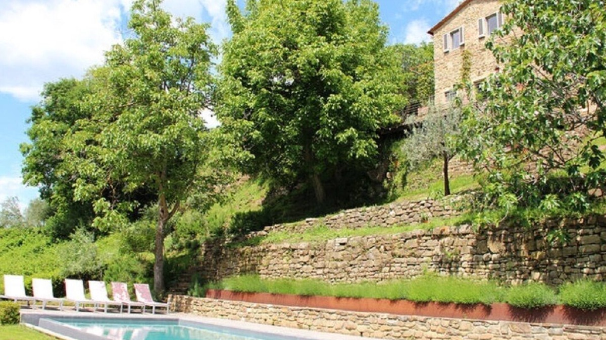 Greve in Chianti Villa | Typical Tuscan farmhouse in charming position between Panzano -Greve in Chianti