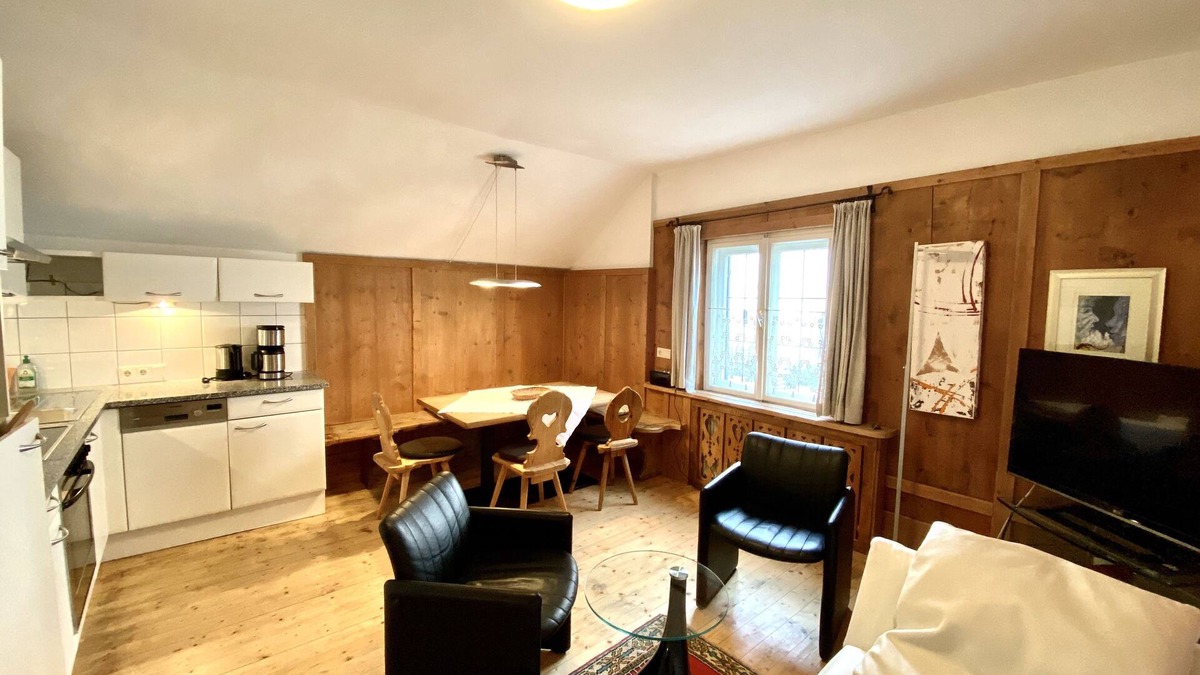 Telfes im Stubai Apartment | Tyrolean apartment for up to 5 people with SWIMMING POOL, garden, pets allowed