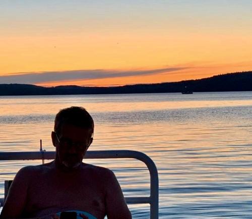 Lahti Boat Rental | Tyylikäs vene Lahdessa