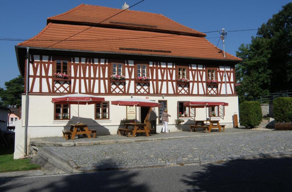 Kostelni Briza Hotel | U Bílého koníka