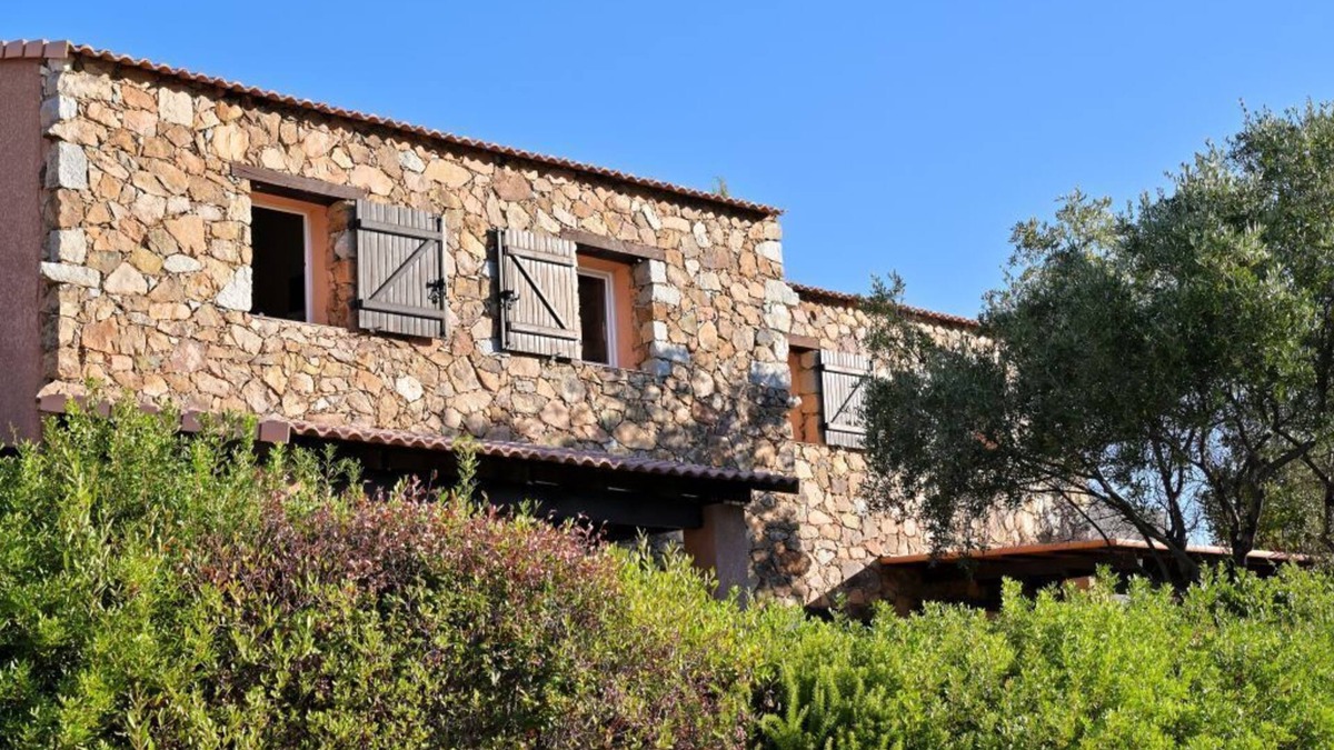 Piana Apartment | U CASINU - APARTMENT - 1 bedroom/100 meters from Arone beach/Piana