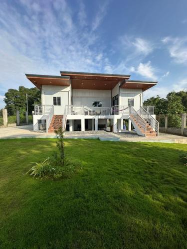 Laoac Villa | U Cube Staycation