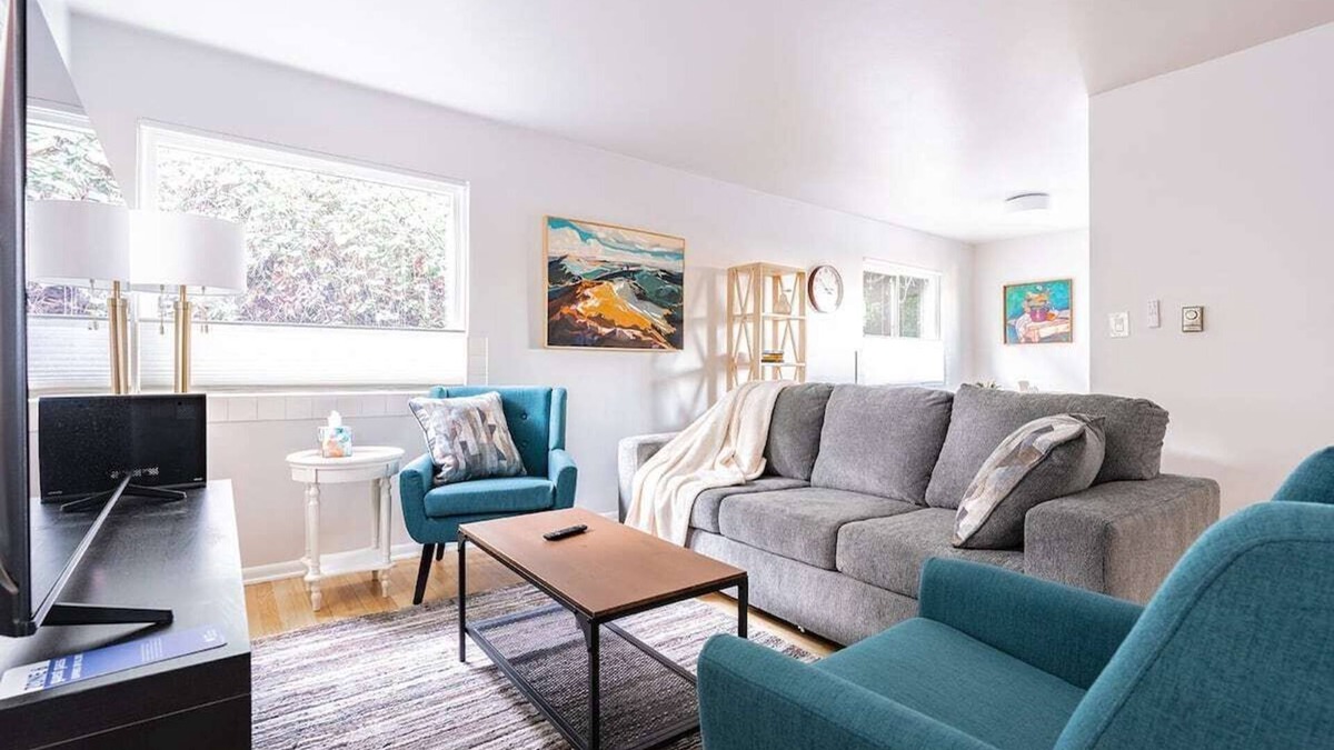 University District Apartment | U District UW 2 Bedroom Suite