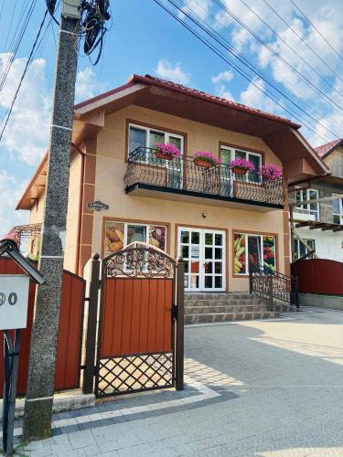 Solochyn House | U Maksa