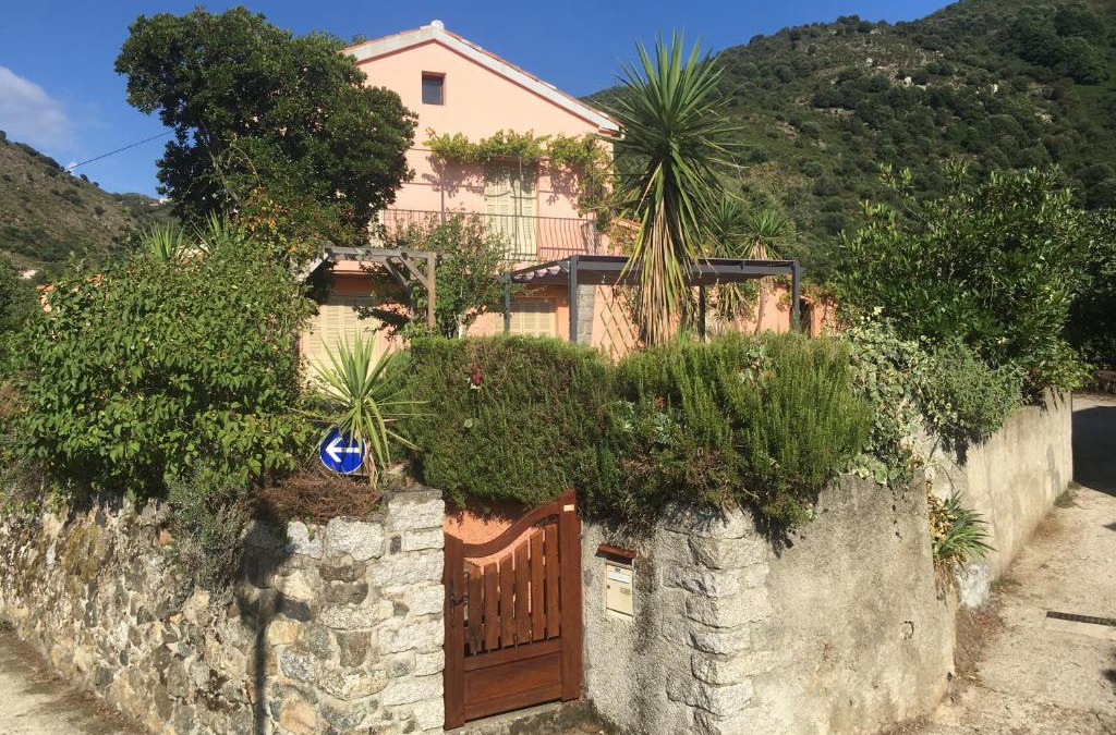 Santa-Maria-Figaniella House | U Parasu