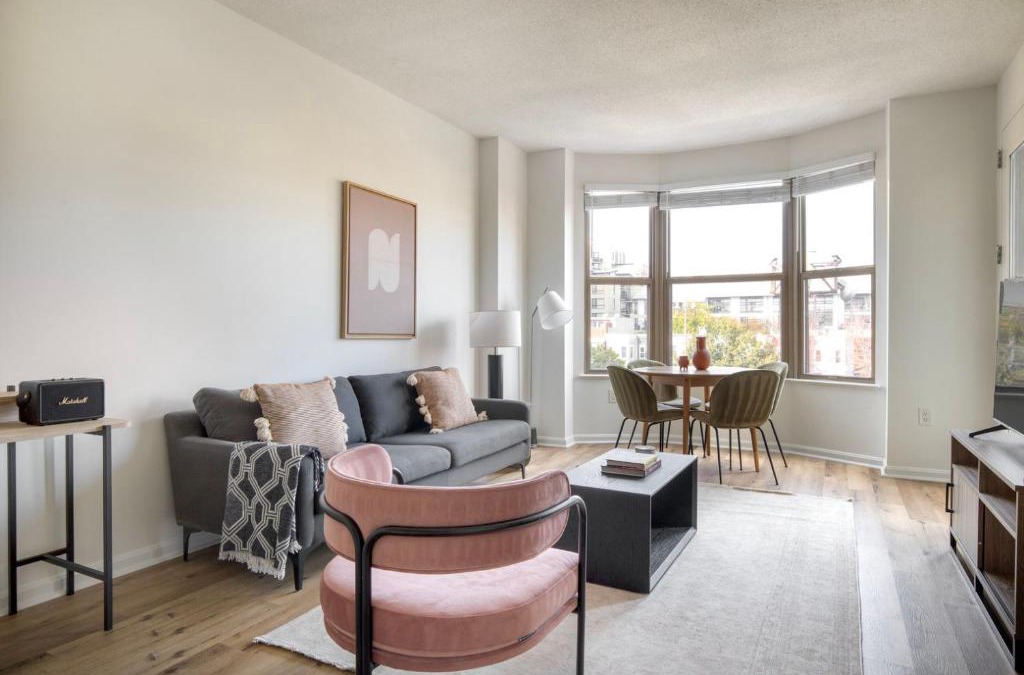 Cardozo Apartment | U Street 1br w gym rooftop nr metro dining WDC-726
