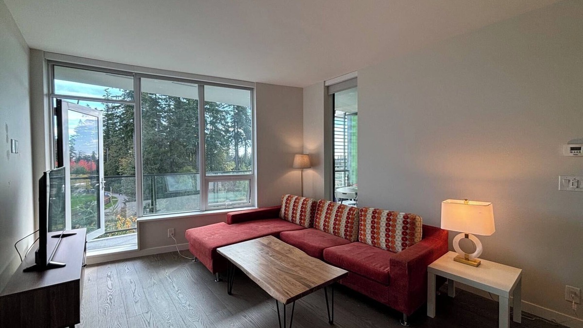 Vancouver Apartment | UBC Beautiful Apartment