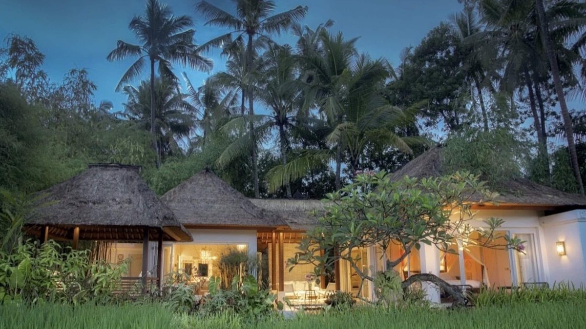 Lodtunduh Villa | Ubud's Hidden Gem: Experience Luxury in Nature's Lap, Near the gates of Ubud.