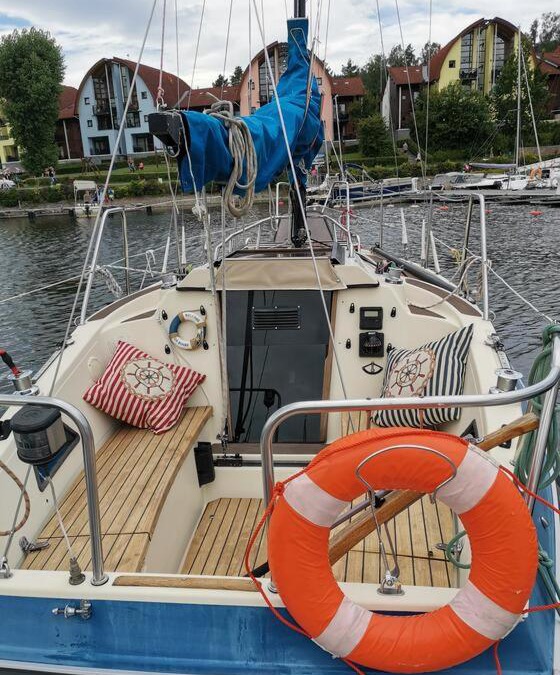 Lipno nad Vltavou Boat Rental | Ubytování na Jachtě