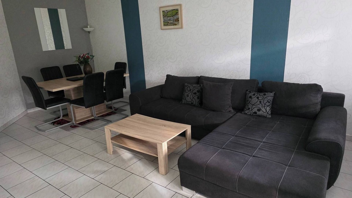 Uhler Apartment | Uhler hoilday apartments with large garden
