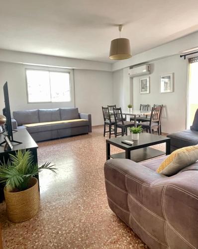 Port de Sagunt Apartment | UIM Mediterraneo Isabel 23 Wifi