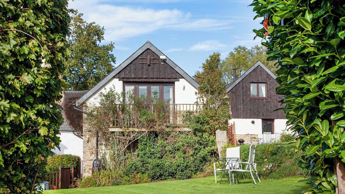 Sticklepath Cottage | UK45543-The Threshing Barn