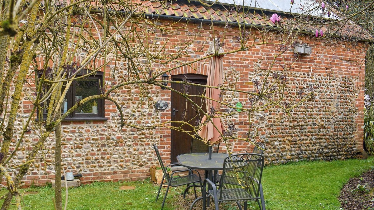 Aldborough Cottage | UK46714 - Flint Lodge