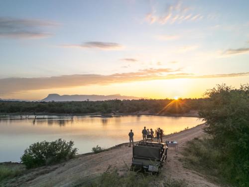 Thorny Bush Game Reserve Villa | Ukanyi Luxury Villa